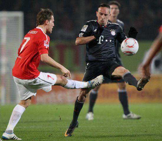 魯計劃將自 魯計劃將自